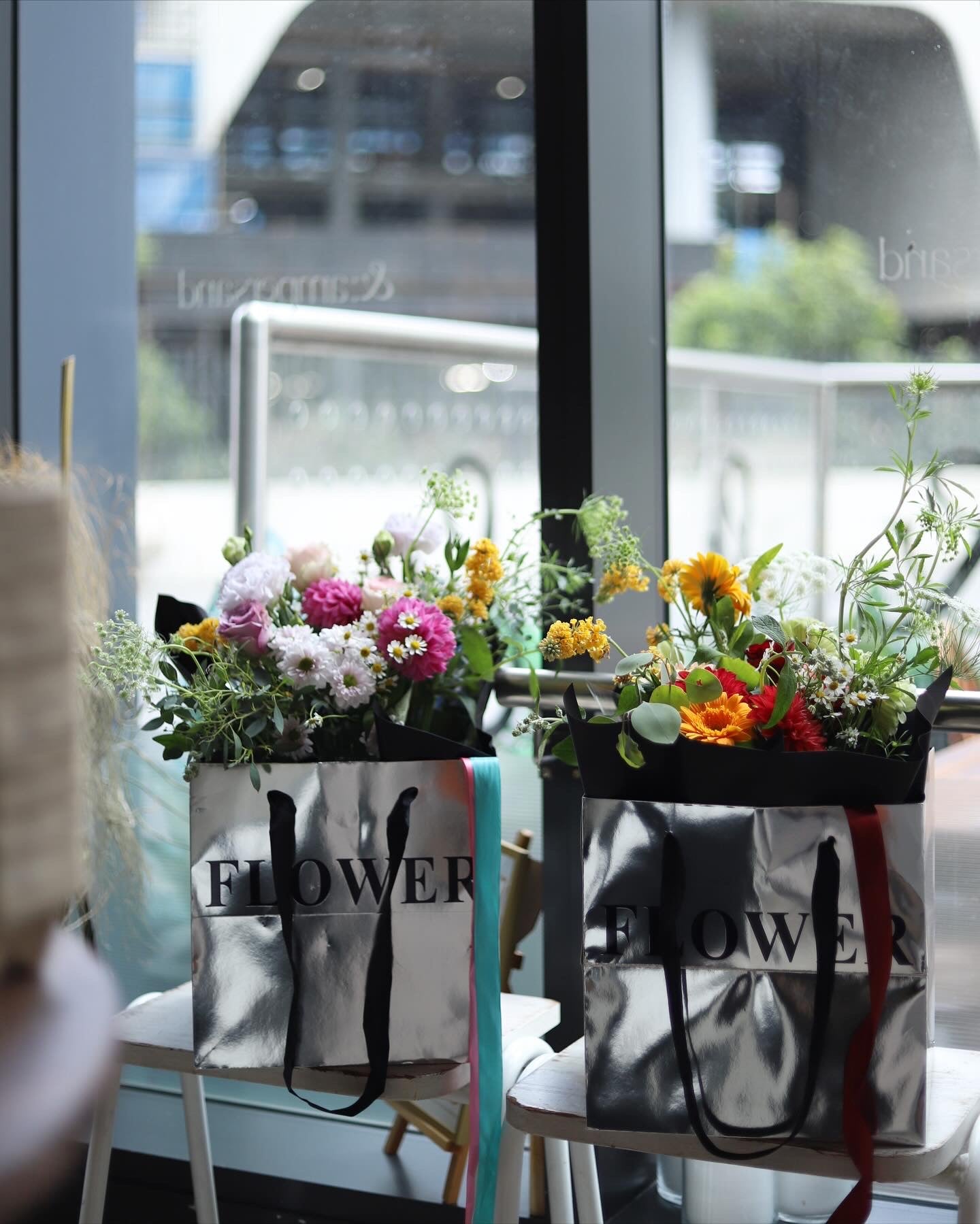 Petals from CHÂTEA MONA