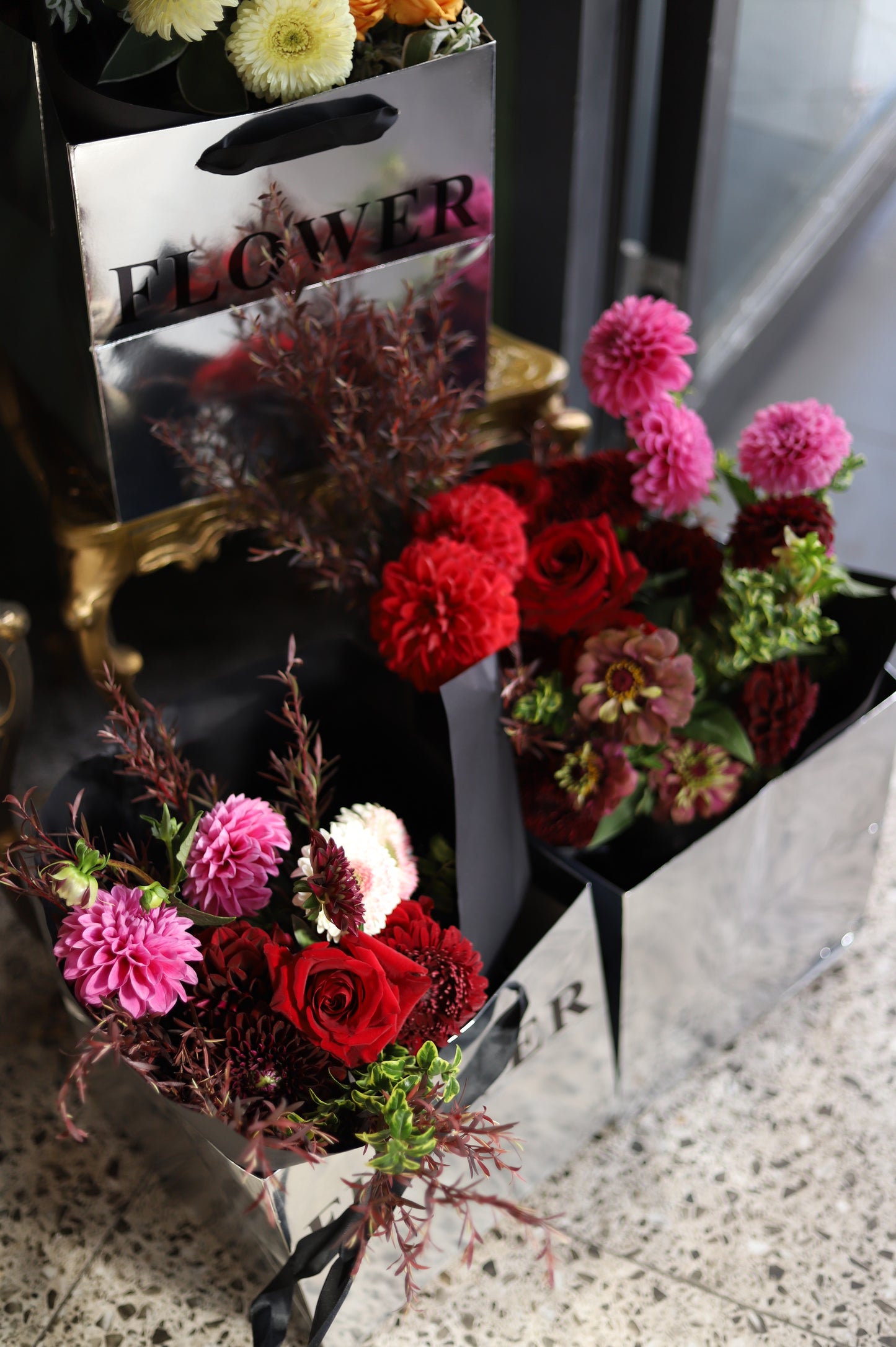 Petals from CHÂTEA MONA