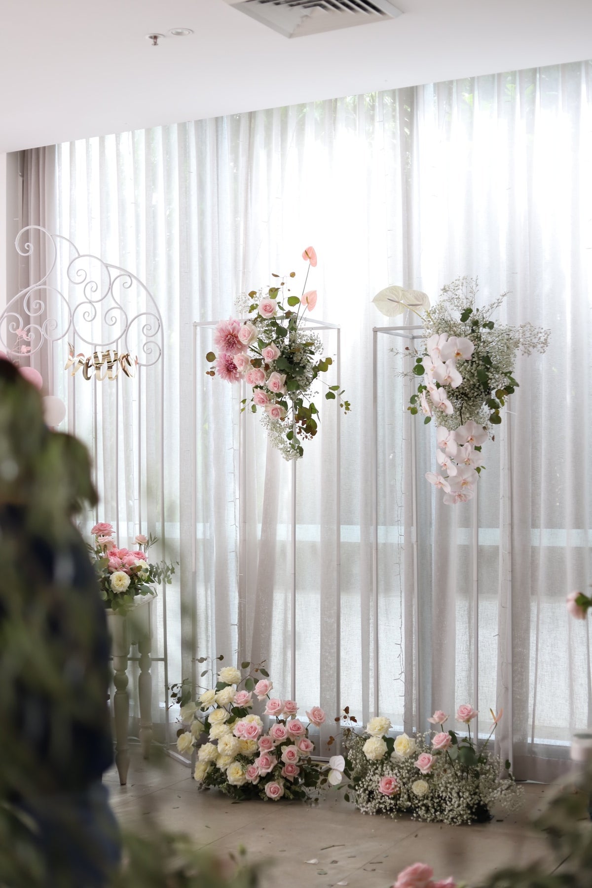 Floor Standing Pedestal Frame